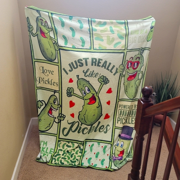 Other - Fun Pickle-Themed Blanket
